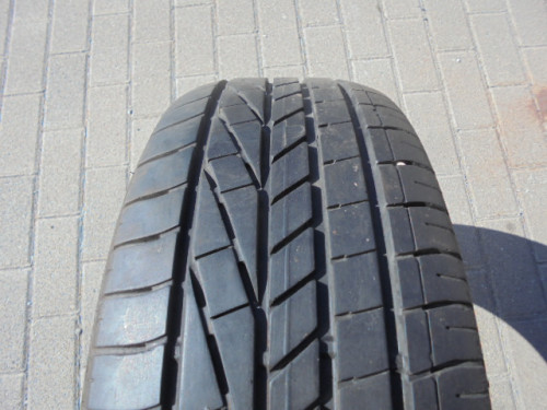 Goodyear Excellence tyre