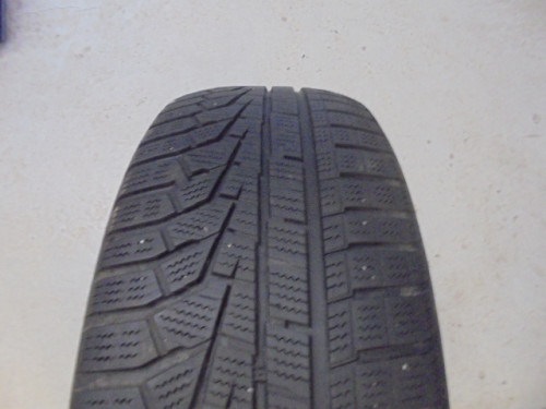 Hankook W320A tyre
