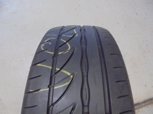 Bridgestone RE002 tyre