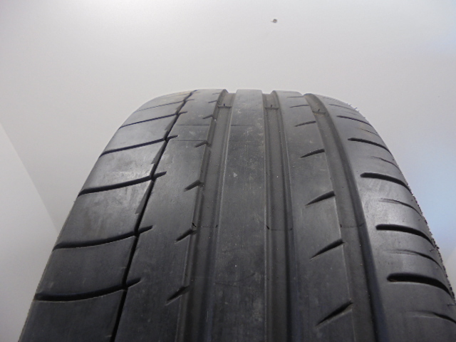 Michelin Latitude Sport tyre