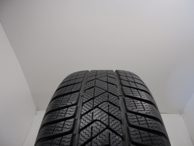 Pirelli Sottozero 2 RSC tyre