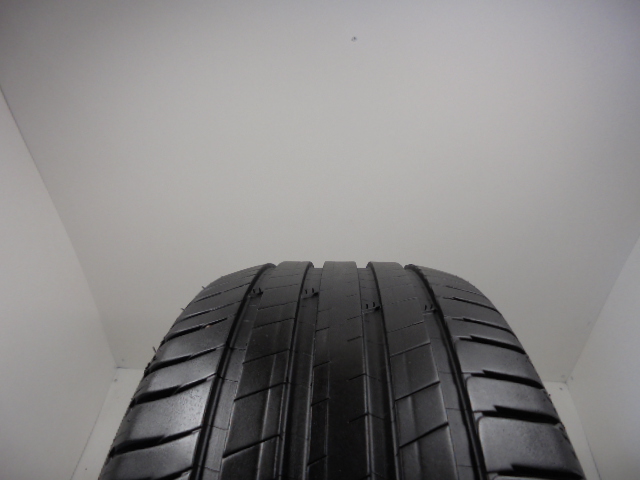 Michelin Latitude Sport 3 tyre