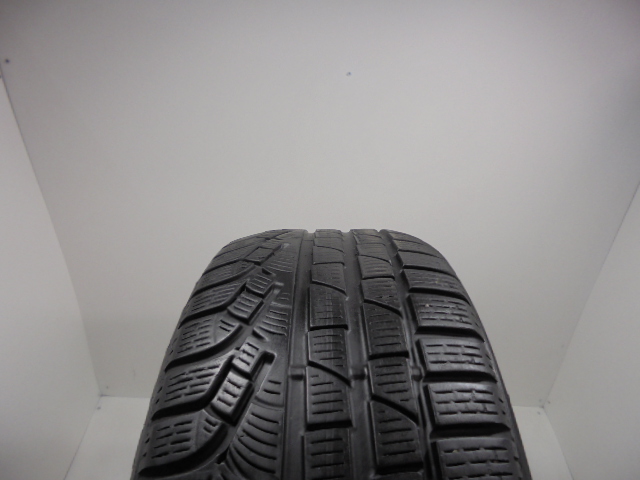 Pirelli Sottozero II RFT tyre