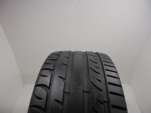 Sebring UHP tyre