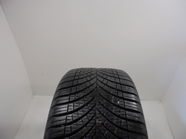Goodyear Vector 4 Season tyre
