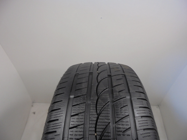 Powertrac Snowstar tyre