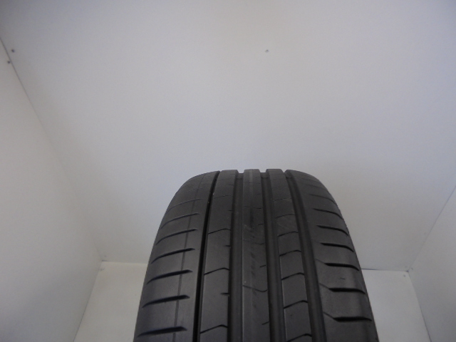 Pirelli Pzero tyre