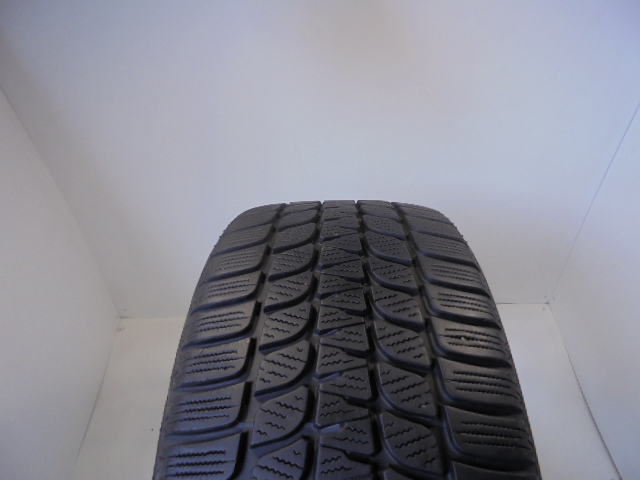 Bridgestone LM-25V tyre
