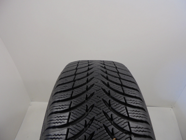 Michelin Alpin A4 tyre