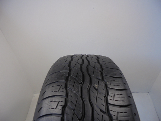 Bridgestone Dueler H/T 687 tyre