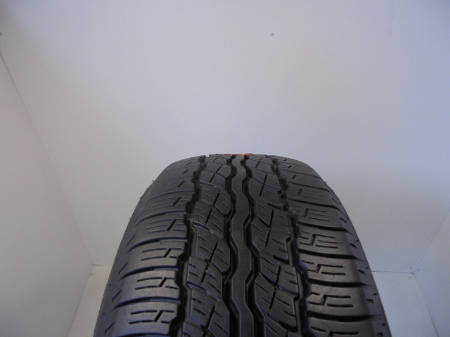 Bridgestone Dueler HP687 tyre