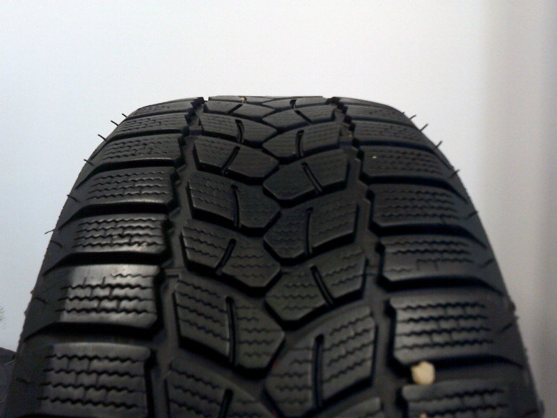 Firestone Winterhawk 3 tyre