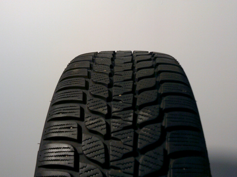Bridgestone LM25 tyre