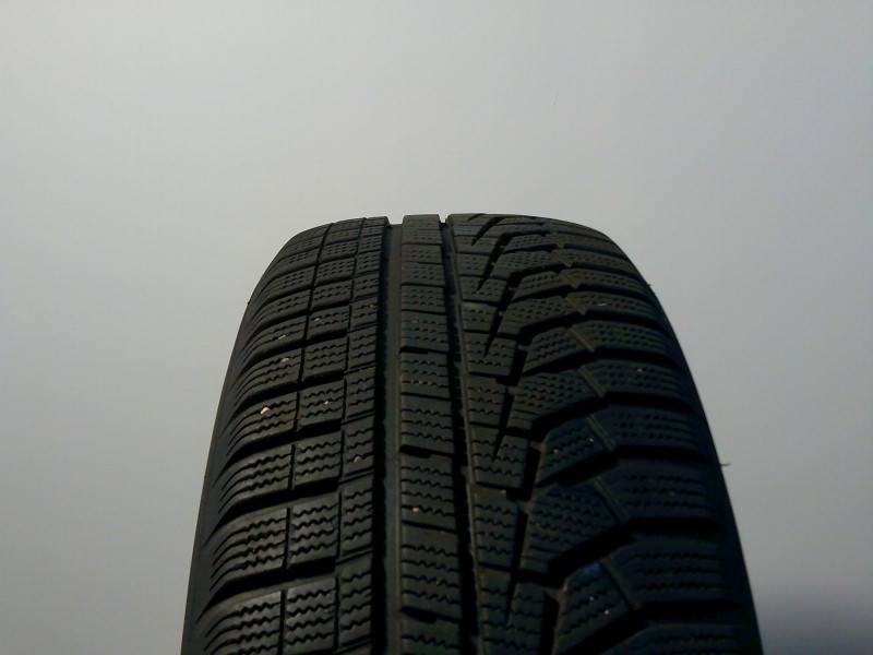 Hankook W320A tyre