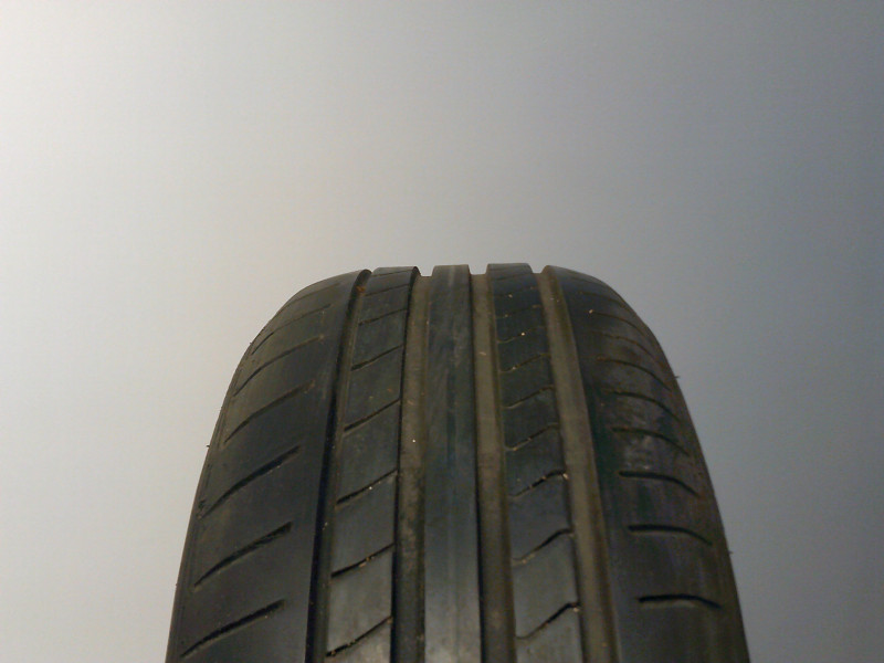 Dunlop Sport Blueresponse tyre