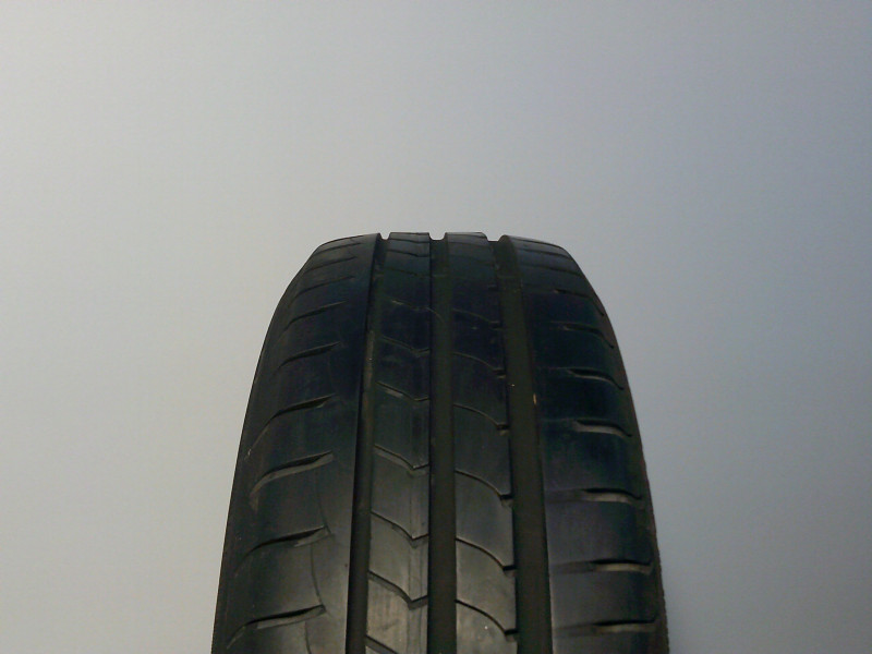 Goodyear Efficientrgrip tyre