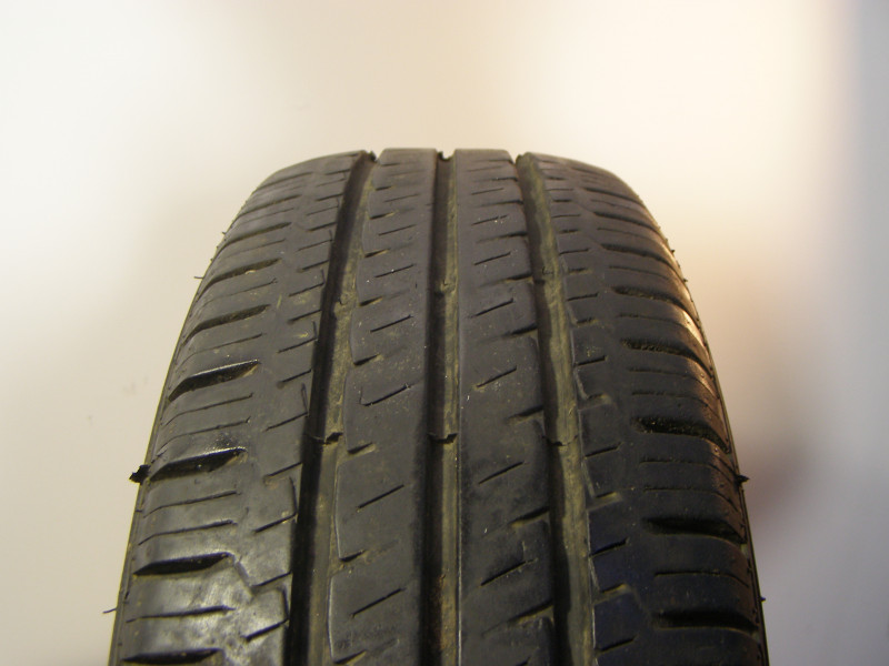 Hankook RA18 tyre