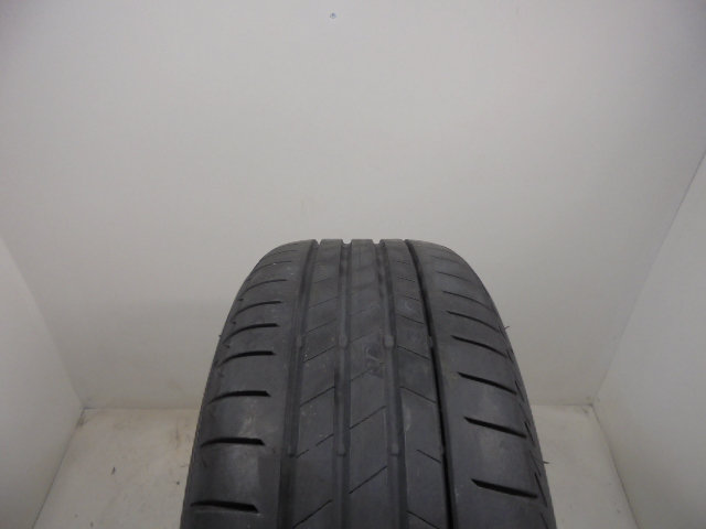 Bridgestone T005 tyre