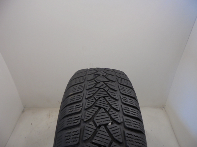 Uniroyal Winterexpert tyre