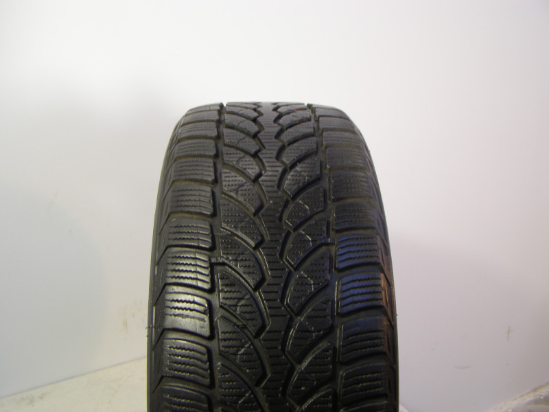 Bridgestone LM32 tyre
