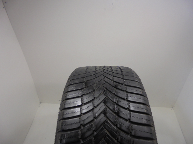 Bridgestone A005 tyre