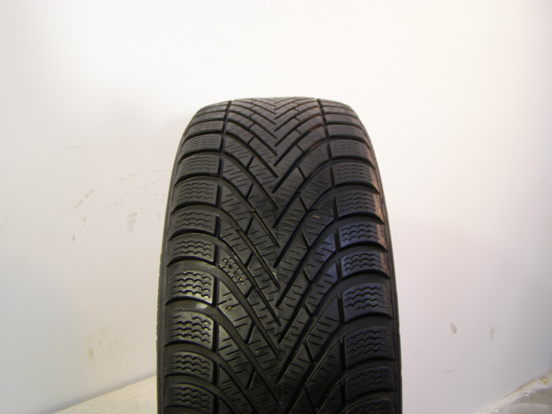 Pirelli Winter Cinturato tyre