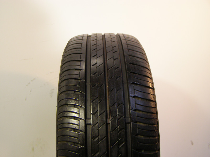 Bridgestone EP150 tyre