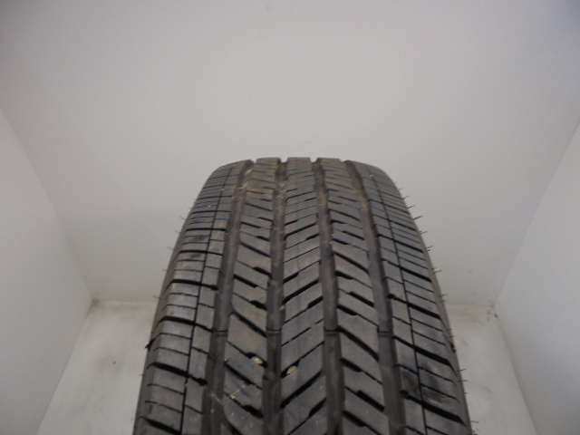 Bridgestone Dueler H/T 685 tyre