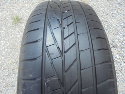 Goodyear Exelence tyre