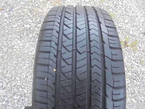 Goodyear Eagle Sport tyre