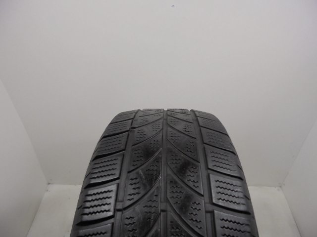 Bridgestone Blizzak LM-18C tyre