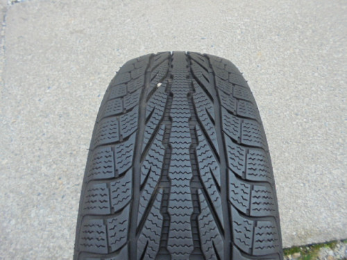 Apollo Alnac Winter tyre