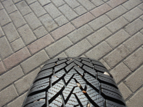 Continental TS850 tyre