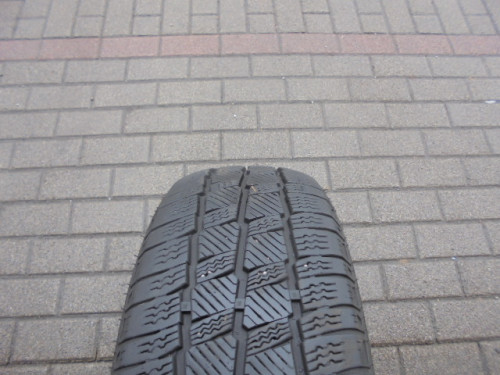Ovation WV-03 tyre