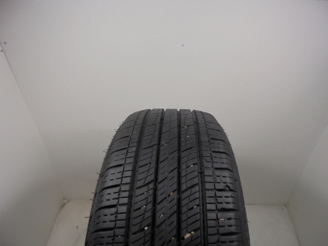 Kumho KL21 tyre