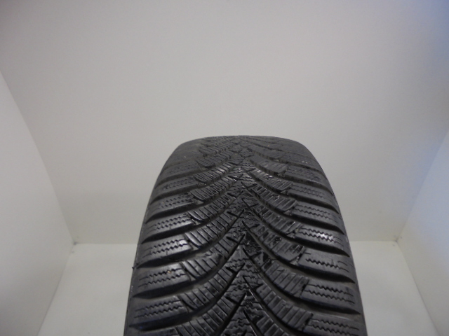 Hankook W452 tyre