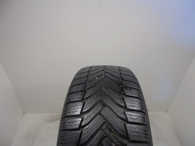 Michelin Alpin 6 tyre