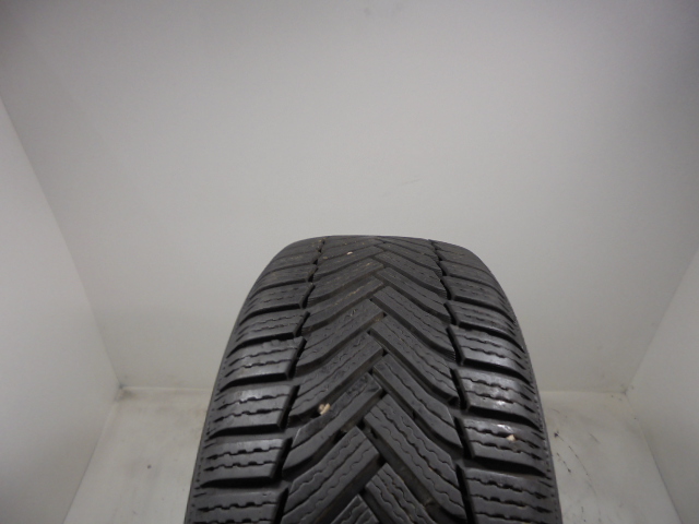 Michelin Alpin 6 tyre