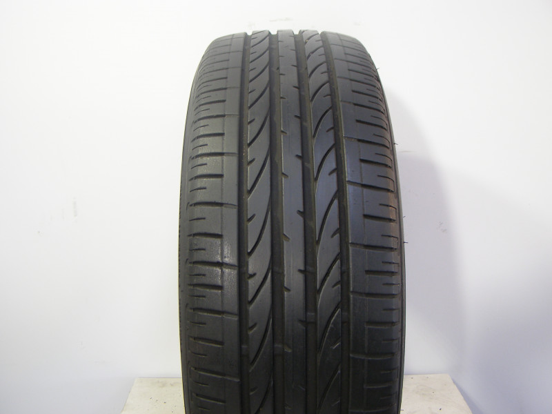 Bridgestone Dueler H/P sport tyre