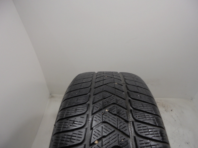 Pirelli Scorpion Winter tyre