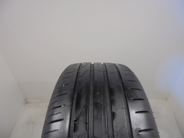 Hankook K125 tyre