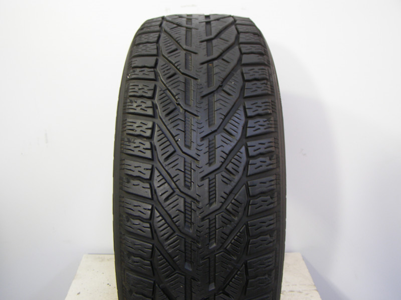 Kormoran Snow tyre