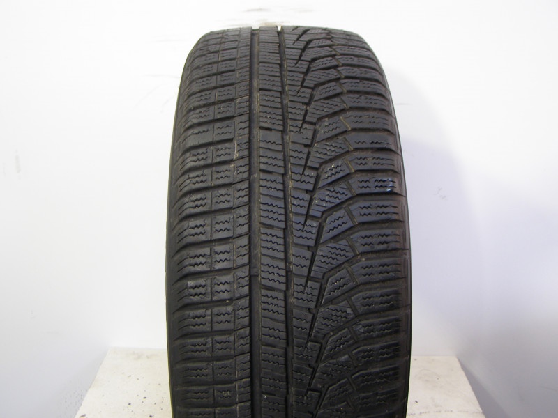 Hankook W320 tyre