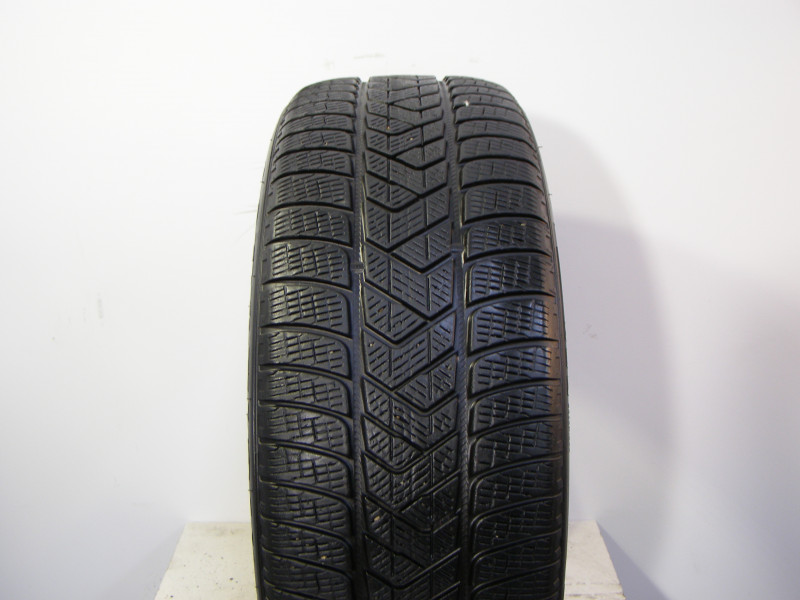 Pirelli Scorpion Winter tyre