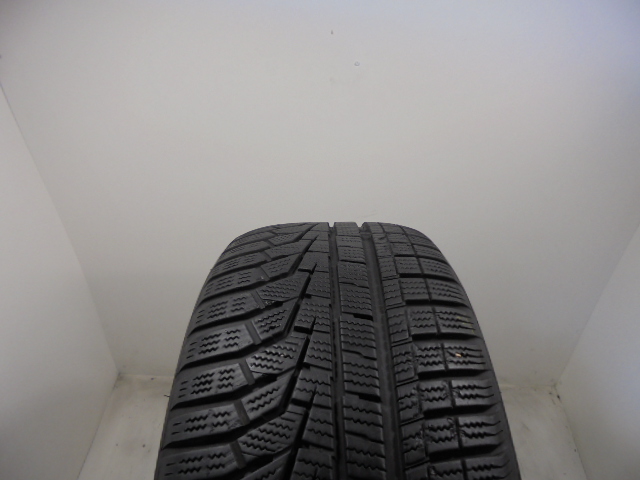 Hankook W320A tyre