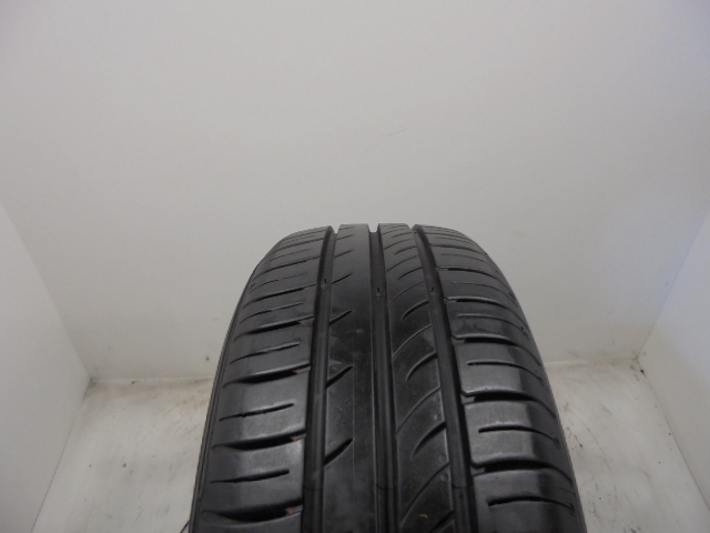 Kumho ES31 tyre