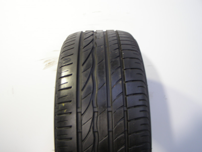 Bridgestone ER300 tyre