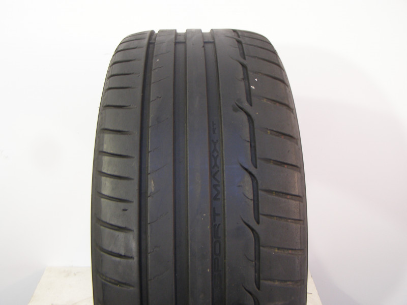 Dunlop Sport Maxx RT tyre