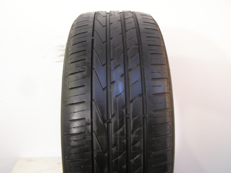 Hankook VENTUS S1 EVO2 SUV K117A tyre