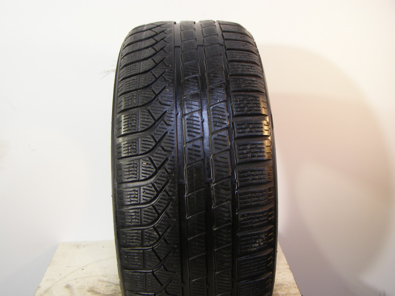 Pirelli Pzero Winter tyre
